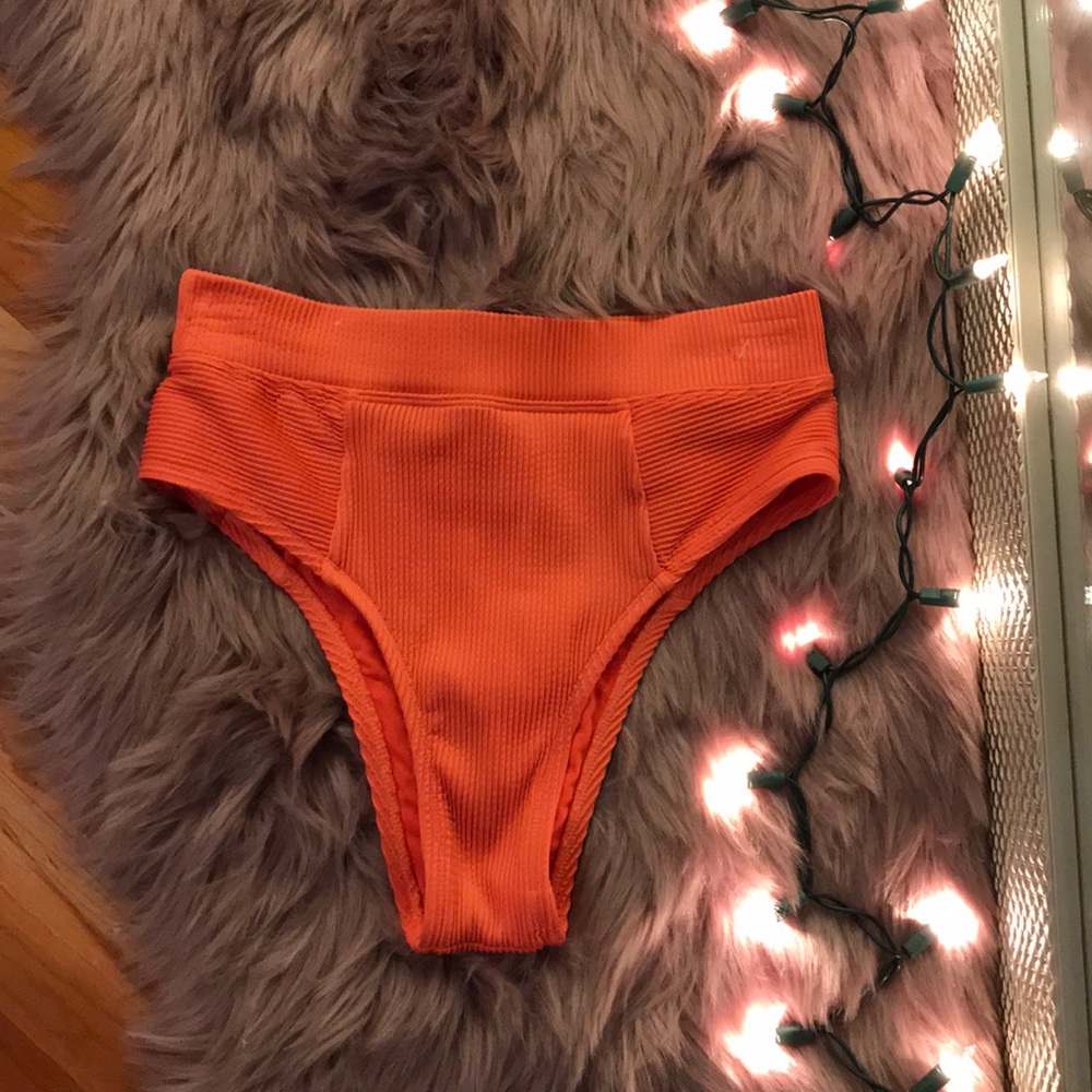NWOT the bikini lab high-leg bottoms